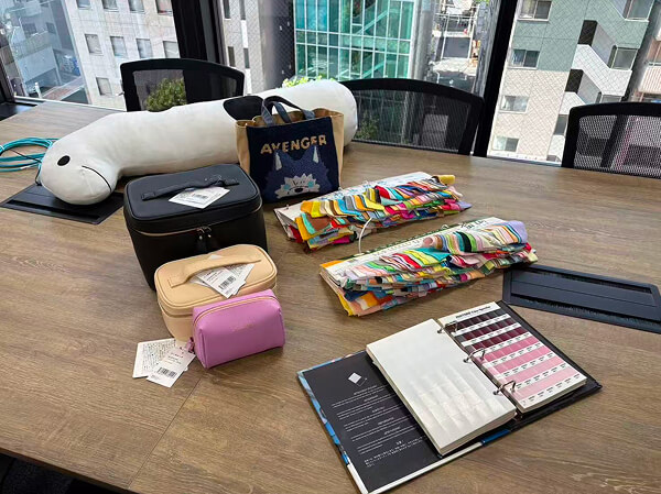 日本事務所の会議室